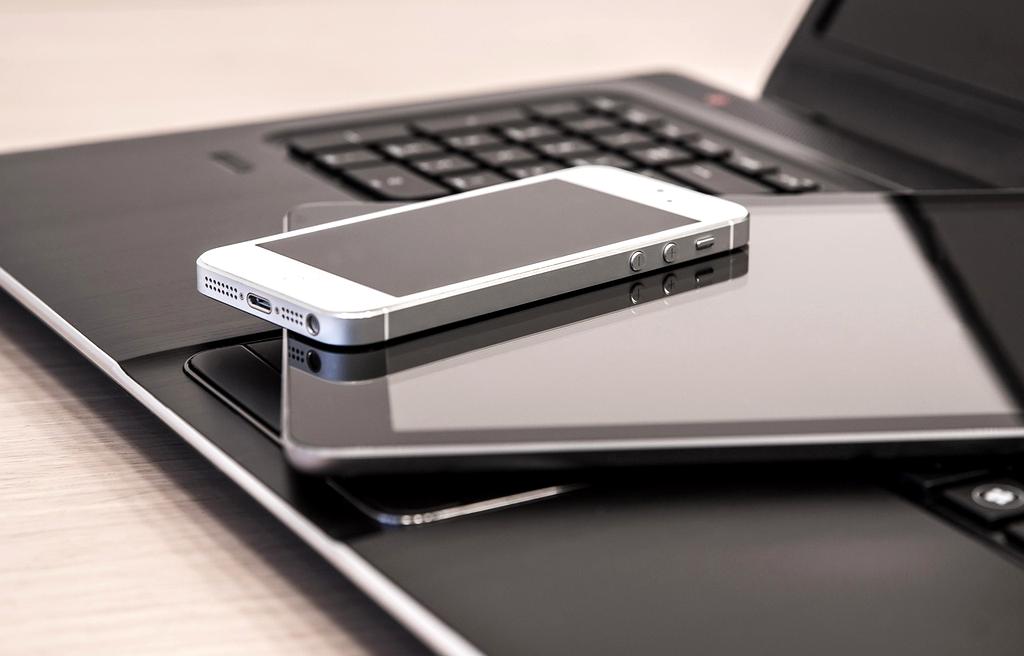 Digital courses study background